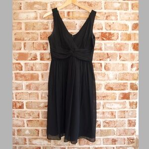 Donna Morgan women's black knee length sleeveless cocktail dress, size 4